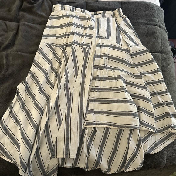 Stylish shirt and skirt Collection - Picture 8 of 12